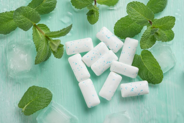 Chewing gum with mint and ice